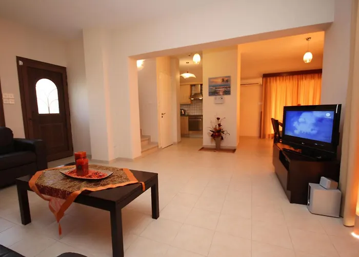 Luxury Rental, Two Bedroom With Private Pool And Garden, *