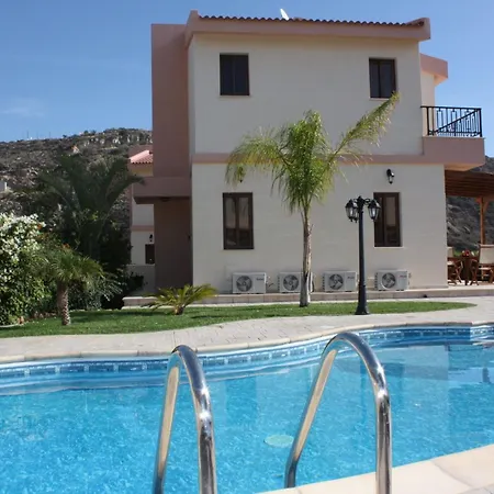 Vila Luxury Rental, Two Bedroom With Private Pool And Garden, *