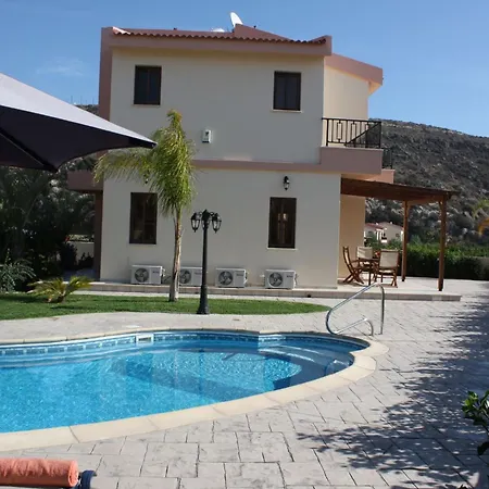 Luxury Rental, Two Bedroom With Private Pool And Garden, Villa *