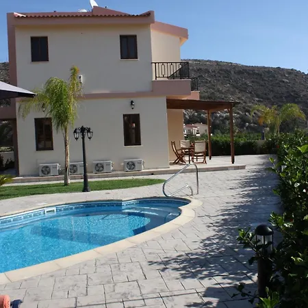 Luxury Rental, Two Bedroom With Private Pool And Garden, Pissouri