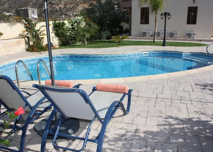 Luxury Rental, Two Bedroom With Private Pool And Garden, ヴィラ *